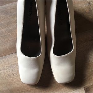 Square toe cream pumps by Aerosole